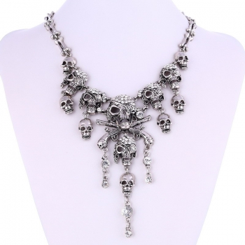 Pirat Skull Bones Collier